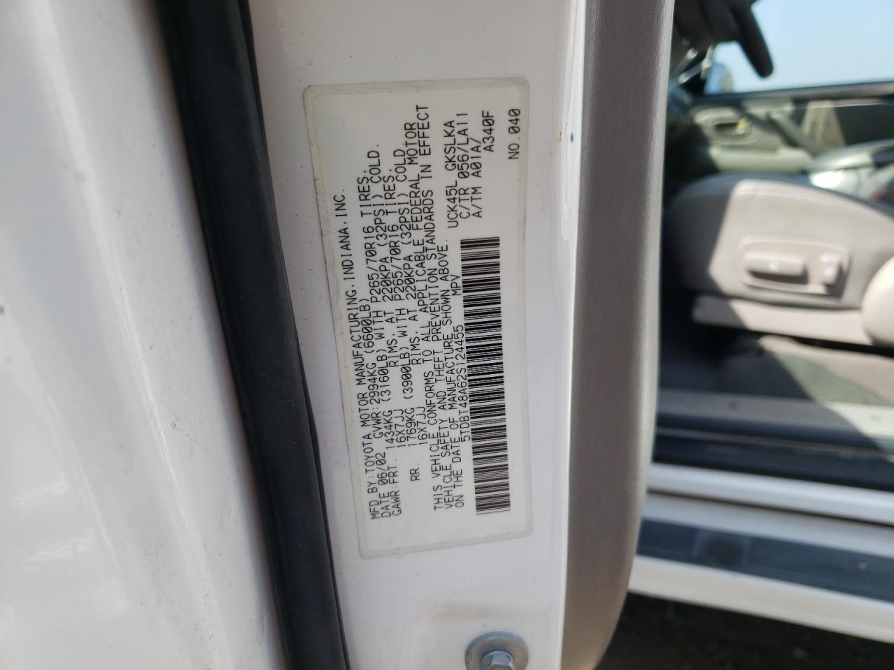 Photo 10 from auction – 2002 TOYOTA SEQUOIA LI with VIN 5TDBT48A62S124455