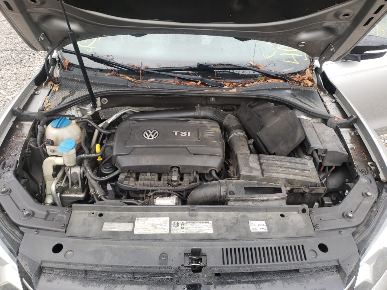 Photo 7 from auction – 2014 VOLKSWAGEN PASSAT SE with VIN 1VWBS7A3XEC095027