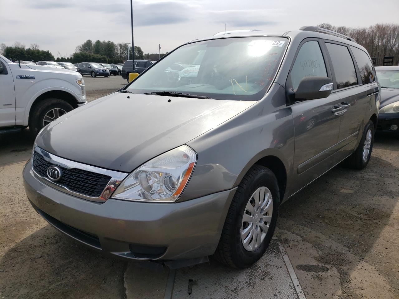 Photo 2 from auction – 2011 KIA SEDONA LX with VIN KNDMG4C76B6412307