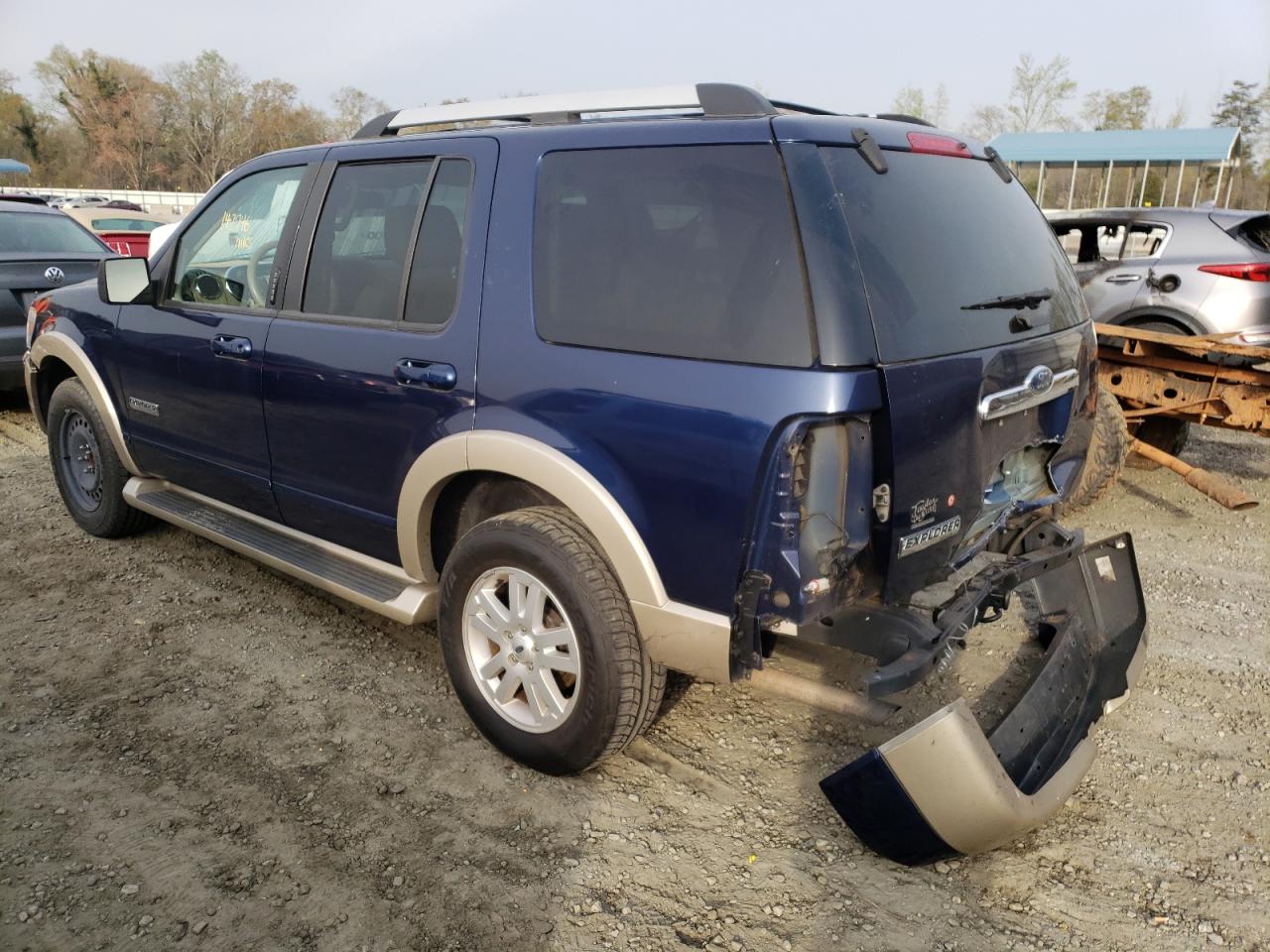 Photo 3 from auction – 2007 FORD EXPLORER E with VIN 1FMEU64E27UA35477