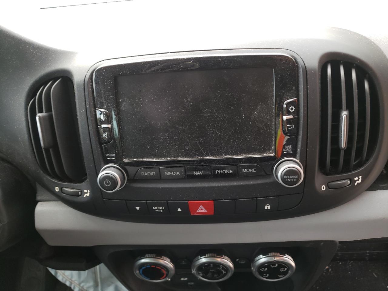 Photo 9 from auction – 2014 FIAT 500L EASY with VIN ZFBCFABHXEZ025952