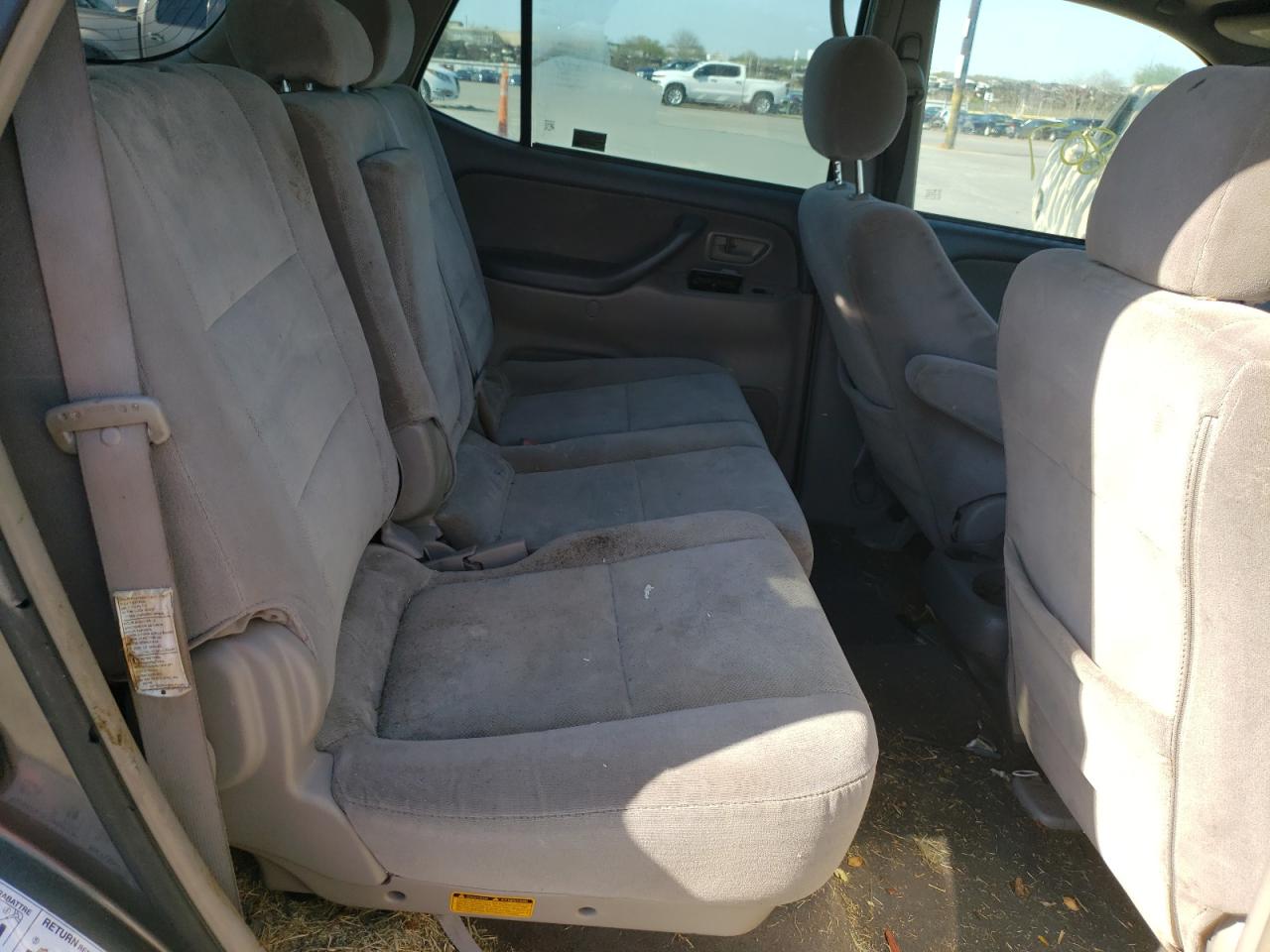 Photo 6 from auction – 2007 TOYOTA SEQUOIA SR with VIN 5TDZT34A97S290426