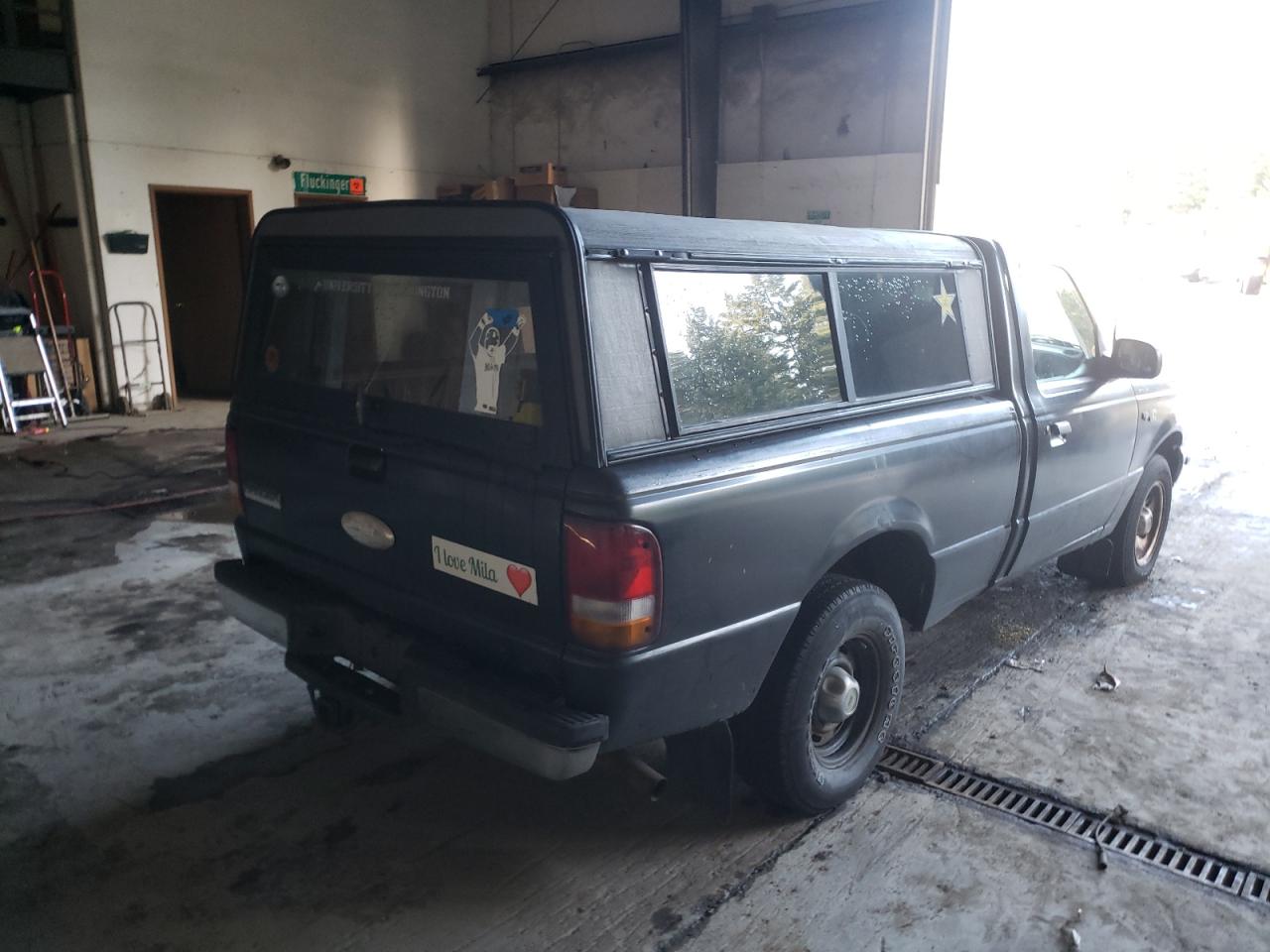 Photo 4 from auction – 1996 FORD RANGER with VIN 1FTCR10A9TUC51193