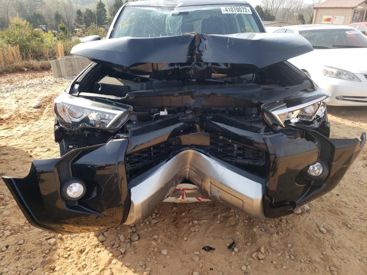 Photo 9 from auction – 2020 TOYOTA 4RUNNER SR with VIN JTEBU5JR9L5757859