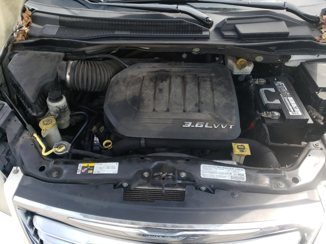 Photo 7 from auction – 2013 CHRYSLER TOWN & COU with VIN 2C4RC1BG2DR715274