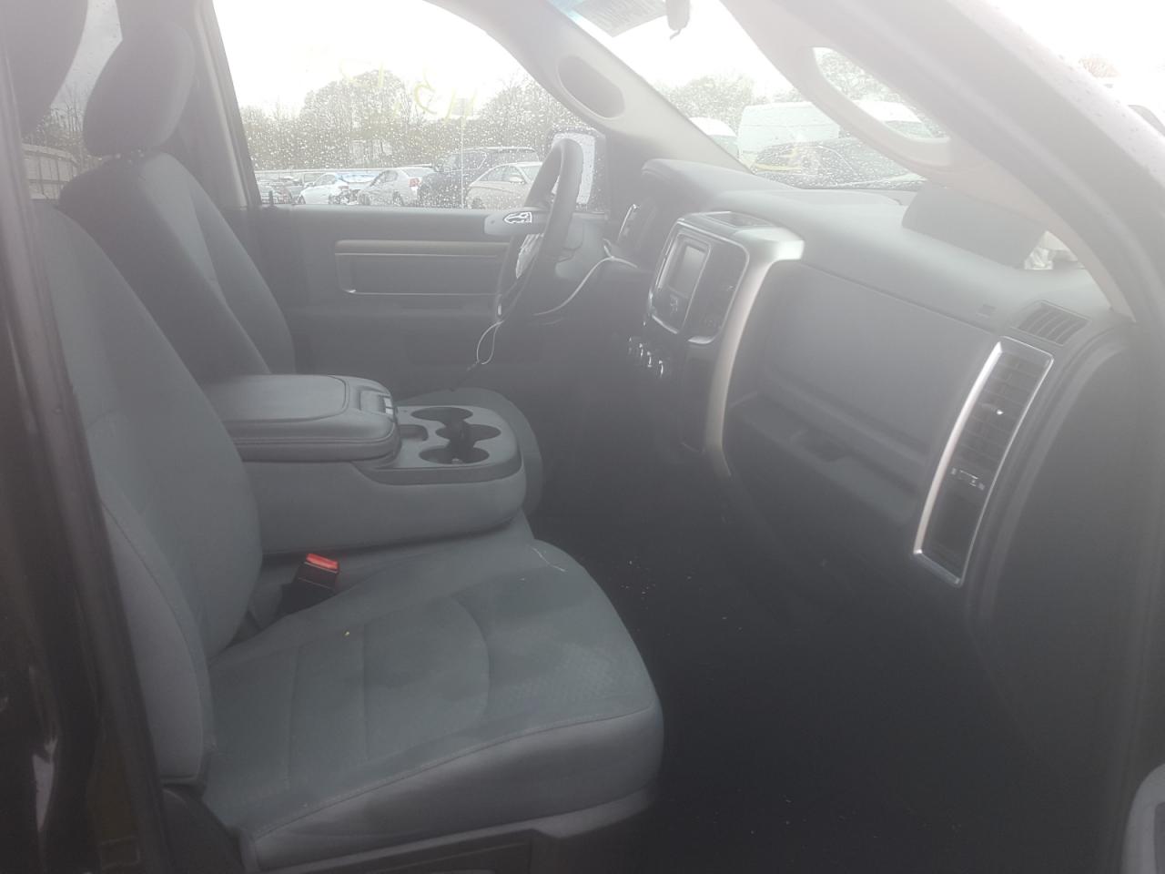 Photo 5 from auction – 2018 RAM 1500 SLT with VIN 1C6RR6GG9JS298662