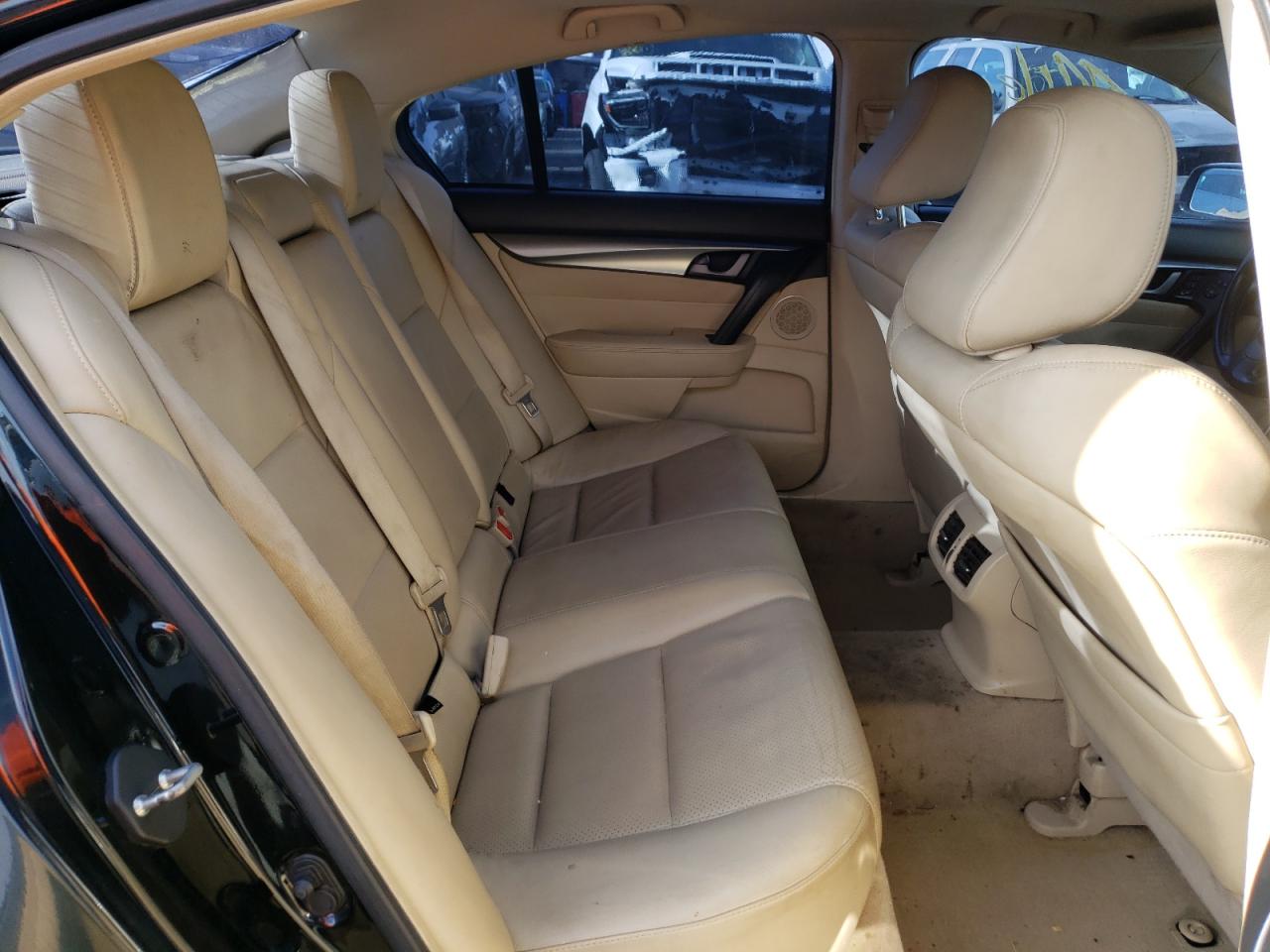 Photo 6 from auction – 2010 ACURA TL with VIN 19UUA8F52AA006539