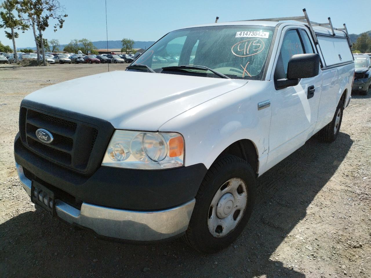 Photo 2 from auction – 2005 FORD F150 with VIN 1FTRF12W45NB55917