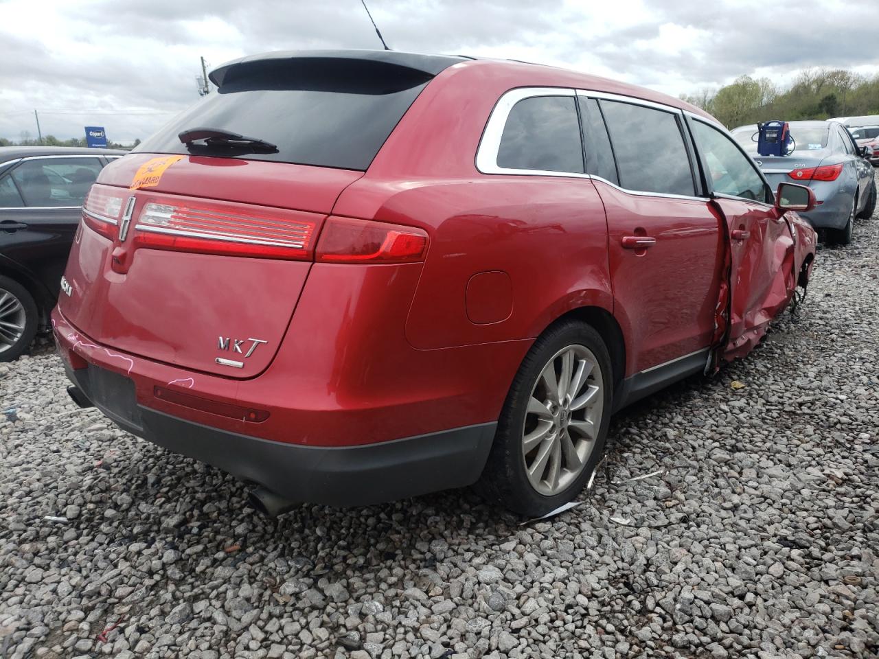 Photo 4 from auction – 2010 LINCOLN MKT with VIN 2LMHJ5AT4ABJ03184