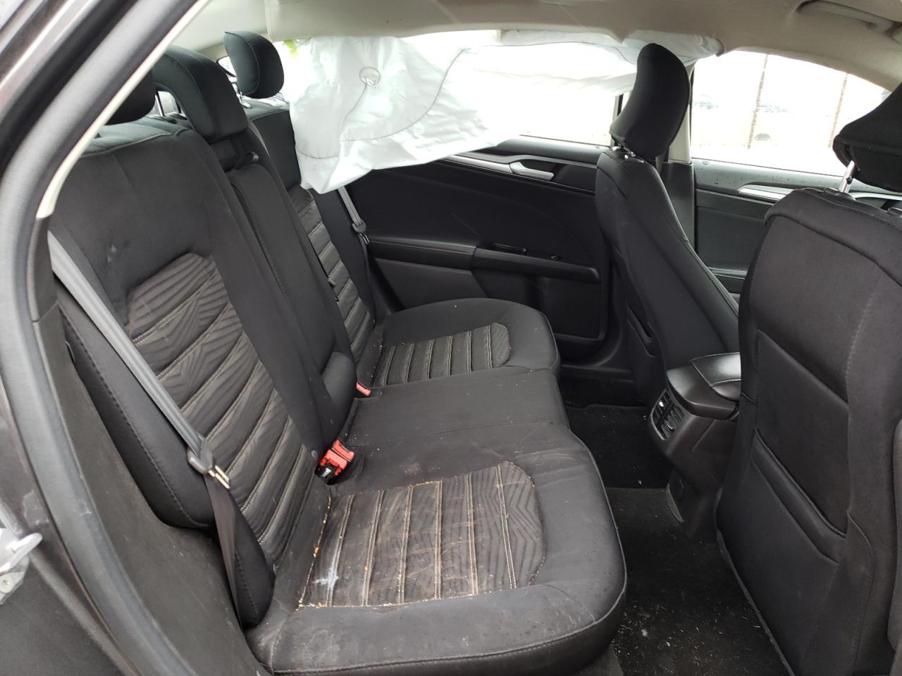 Photo 6 from auction – 2016 FORD FUSION SE with VIN 3FA6P0H74GR291917