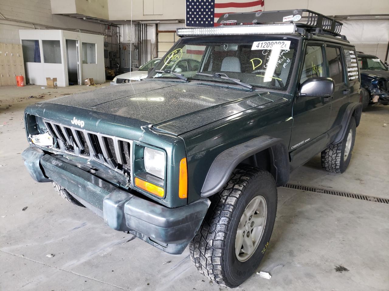 Photo 2 from auction – 1999 JEEP CHEROKEE S with VIN 1J4FF68S7XL595403