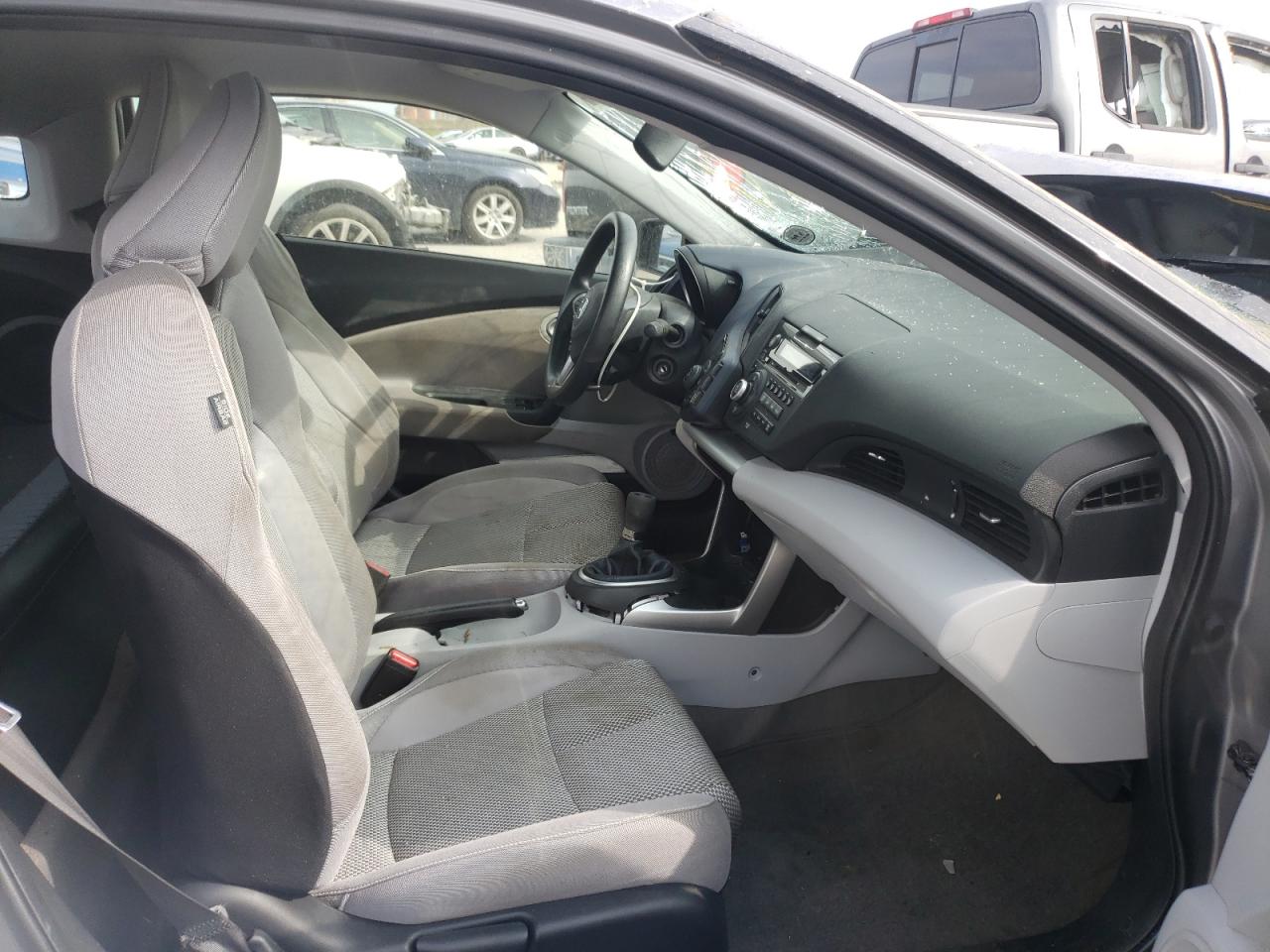 Photo 5 from auction – 2011 HONDA CR-Z with VIN JHMZF1C49BS012647