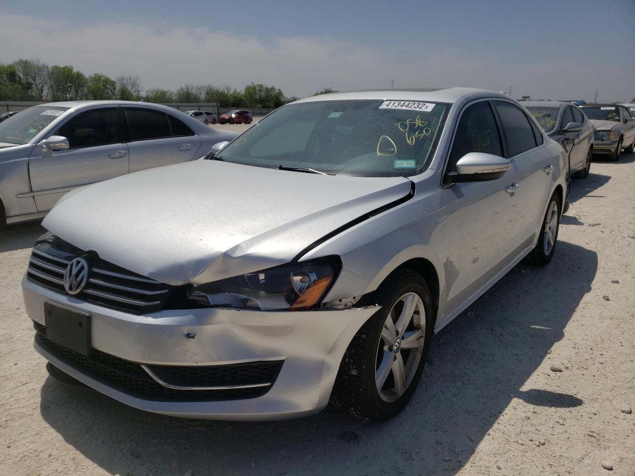 Photo 2 from auction – 2012 VOLKSWAGEN PASSAT SE with VIN 1VWBH7A34CC058650