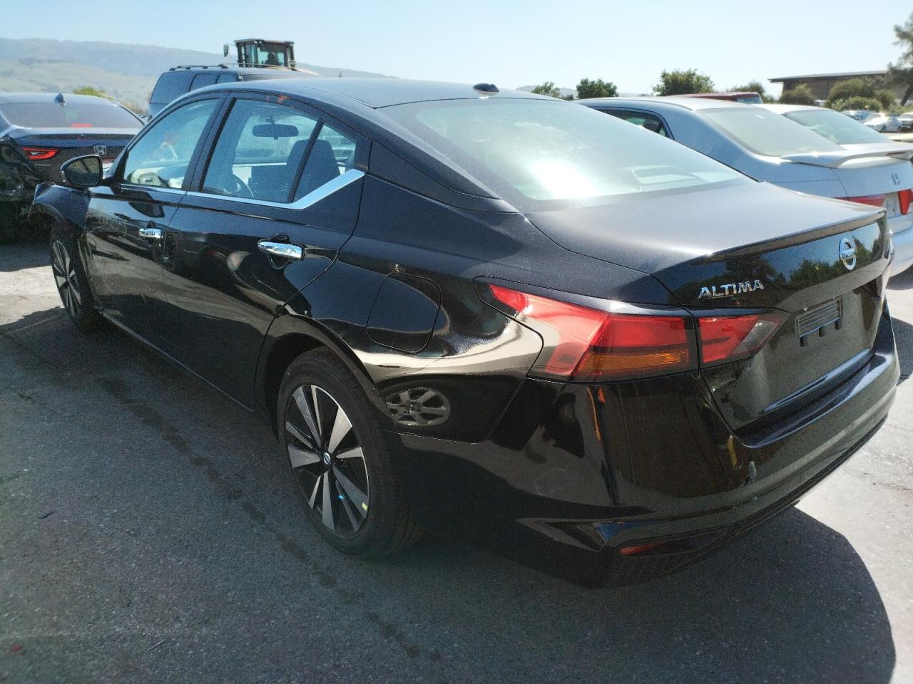 Photo 3 from auction – 2022 NISSAN ALTIMA with VIN 1N4BL4DV7NN339027