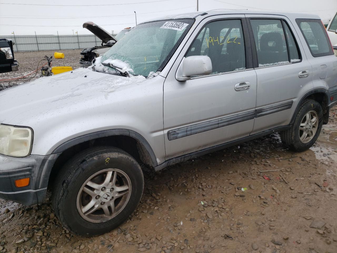 Photo 9 from auction – 2000 HONDA CR-V EX with VIN JHLRD1864YC048057