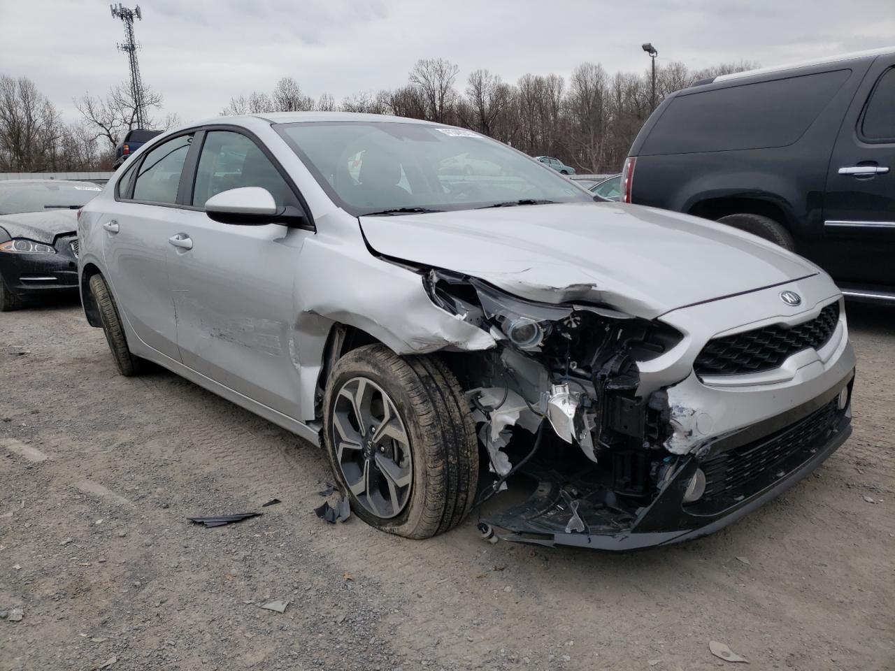 KIA FORTE FE 2020 with VIN 3KPF24AD3LE163251 - Photo from auction