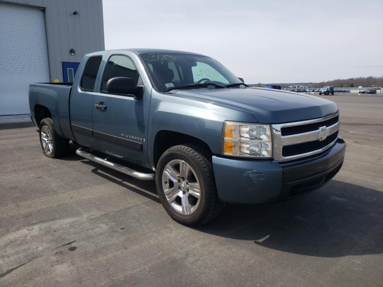 CHEVROLET SILVRDO LT 2008 with VIN 1GCEC19C08Z128682 - Photo from auction