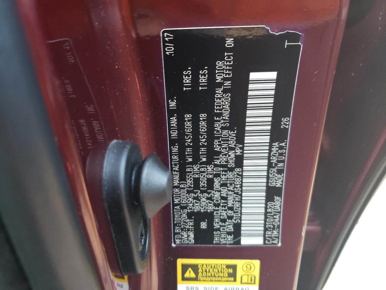 Photo 10 from auction – 2018 TOYOTA HIGHLANDER with VIN 5TDJZRFH7JS488728