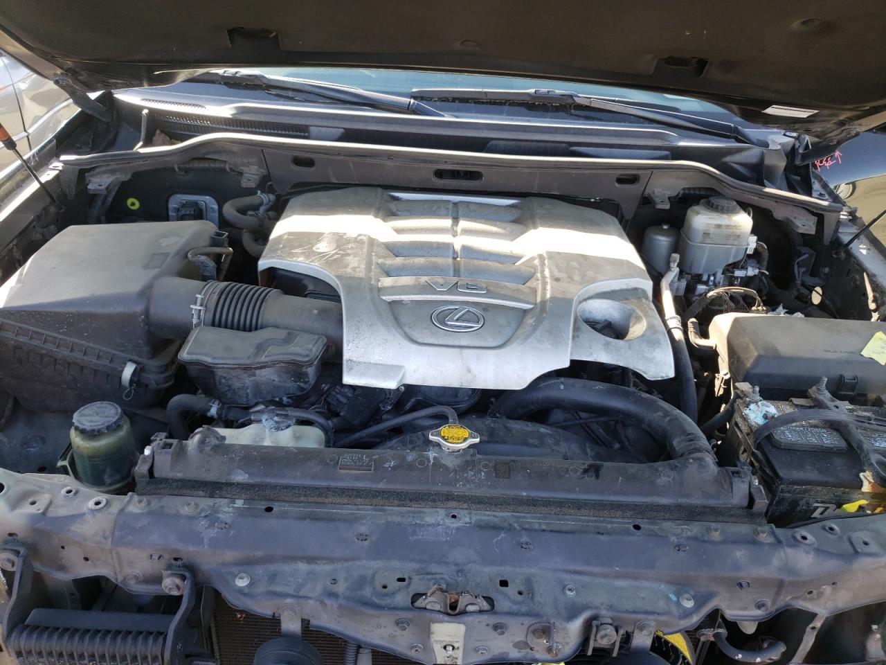 Photo 7 from auction – 2010 LEXUS LX 570 with VIN JTJHY7AX9A4037636