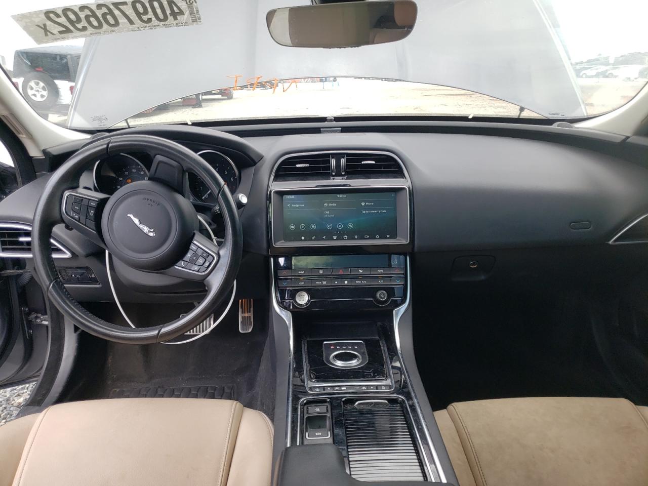 Photo 9 from auction – 2019 JAGUAR XE PREMIUM with VIN SAJAD4FX0KCP51574