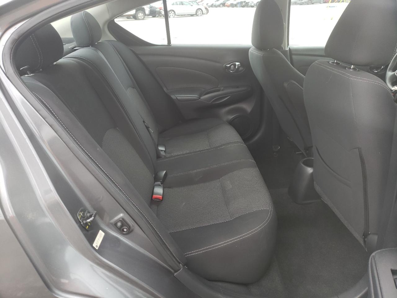 Photo 6 from auction – 2017 NISSAN VERSA S with VIN 3N1CN7AP1HL820110