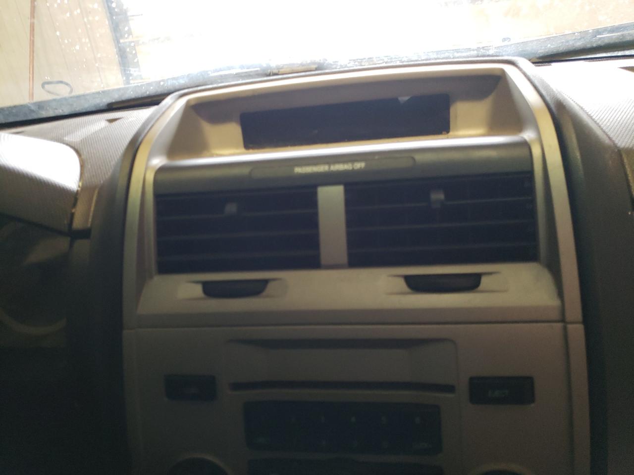 Photo 9 from auction – 2011 FORD ESCAPE XLT with VIN 1FMCU9D71BKA42662