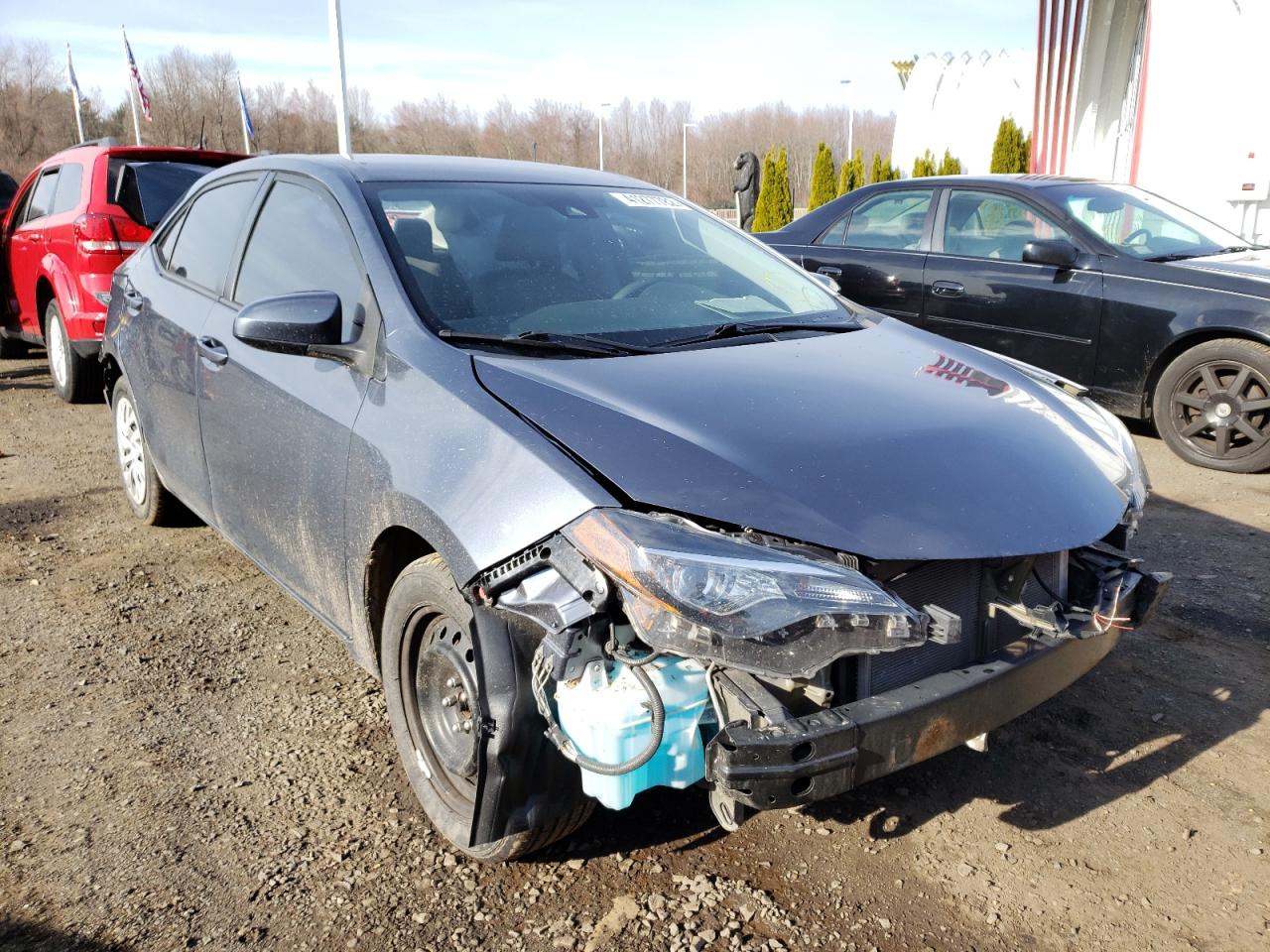 TOYOTA COROLLA L 2018 with VIN 5YFBURHE5JP820633 - Photo from auction