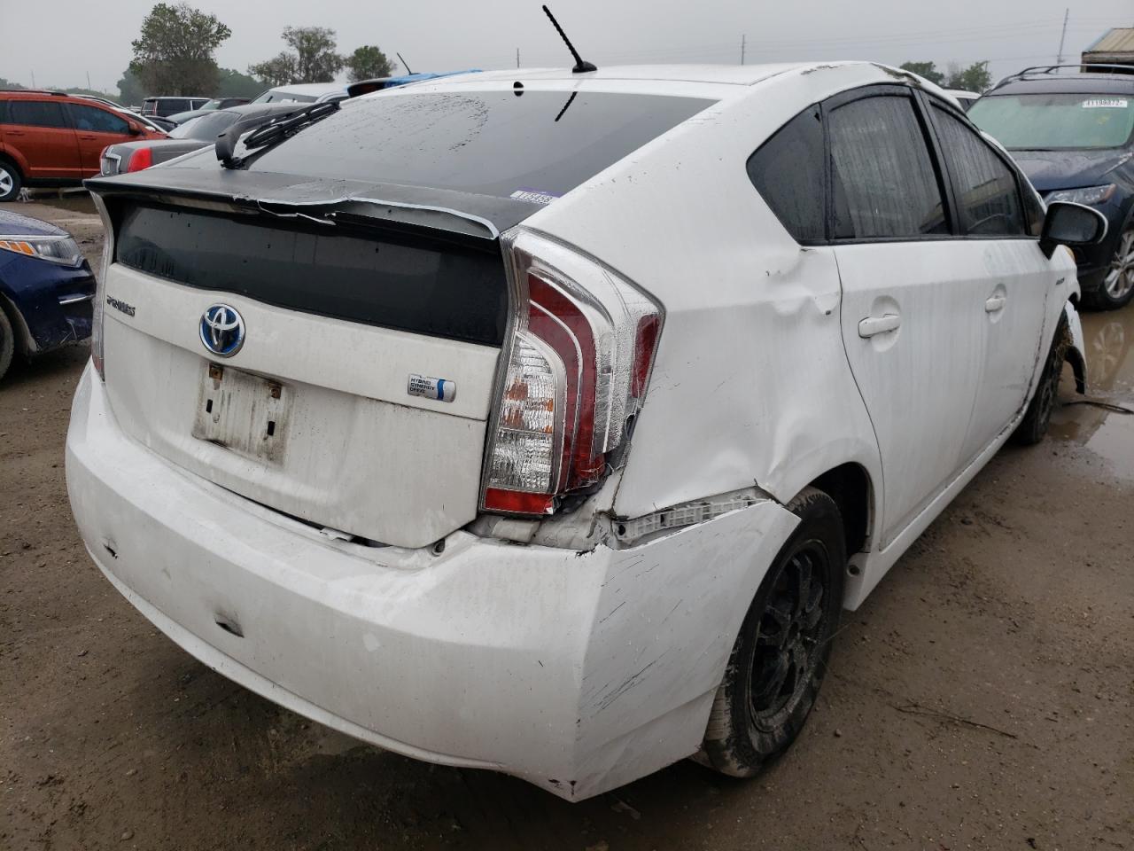 Photo 4 from auction – 2014 TOYOTA PRIUS with VIN JTDKN3DU5E1785464