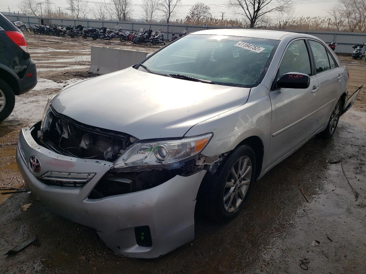 Photo 2 from auction – 2011 TOYOTA CAMRY HYBR with VIN 4T1BB3EK8BU135748