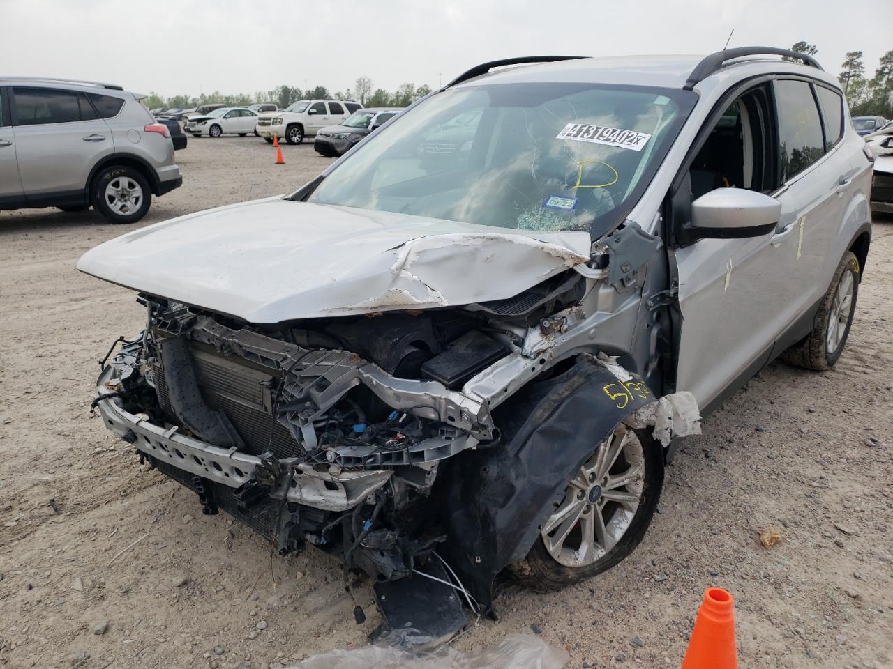 Photo 2 from auction – 2018 FORD ESCAPE SE with VIN 1FMCU0GD4JUD38243