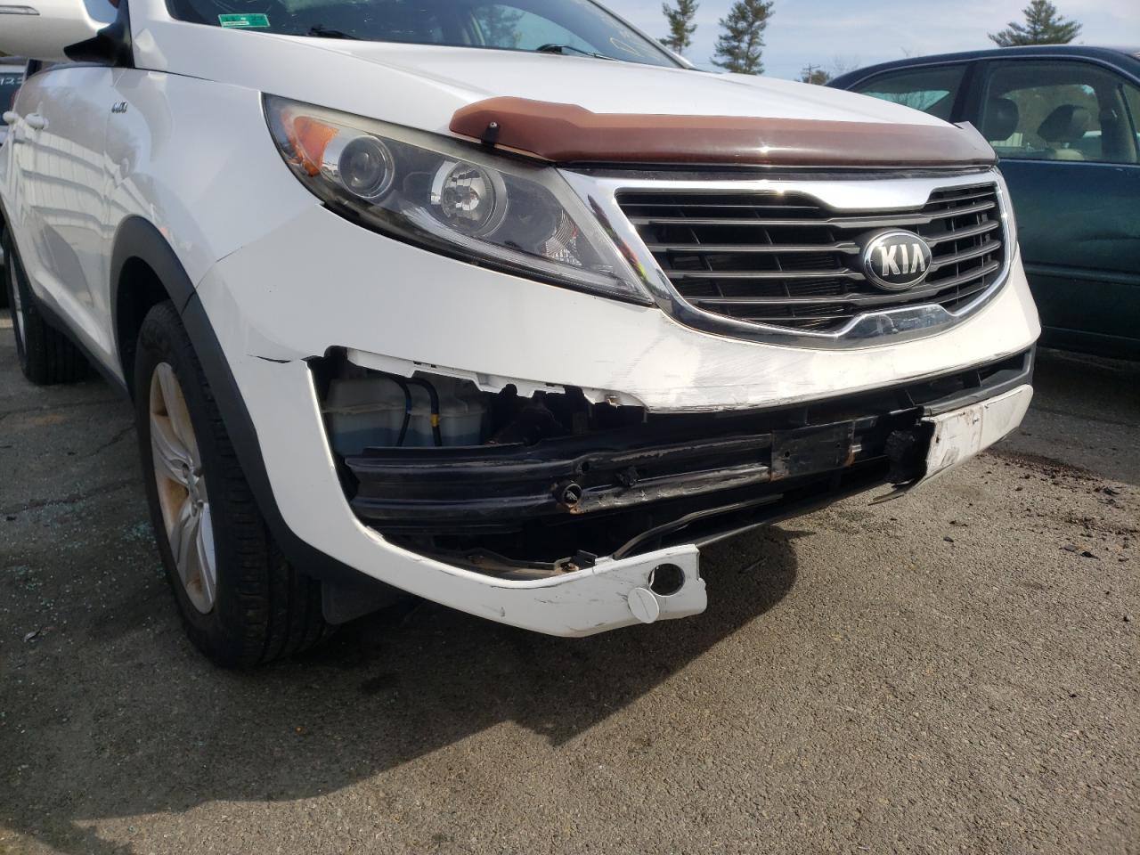 Photo 9 from auction – 2013 KIA SPORTAGE L with VIN KNDPBCA25D7387555