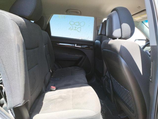 Photo 6 from auction – 2015 KIA SORENTO LX with VIN 5XYKT3A67FG547841
