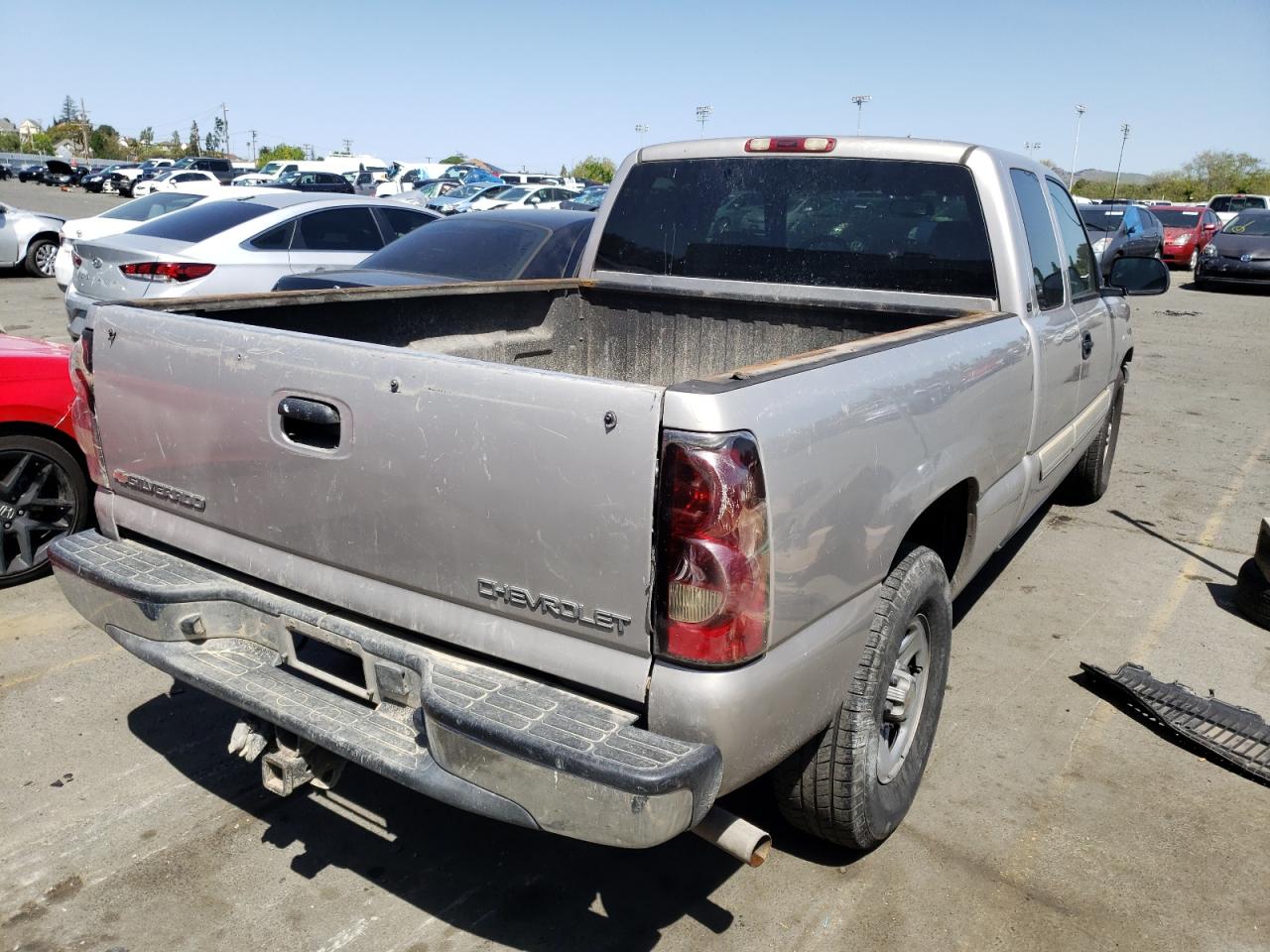 Photo 4 from auction – 2004 CHEVROLET SILVERADO with VIN 2GCEC19T341307849