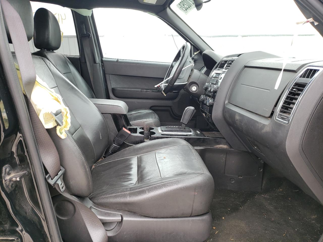 Photo 5 from auction – 2012 FORD ESCAPE LIM with VIN 1FMCU9EG4CKA74084
