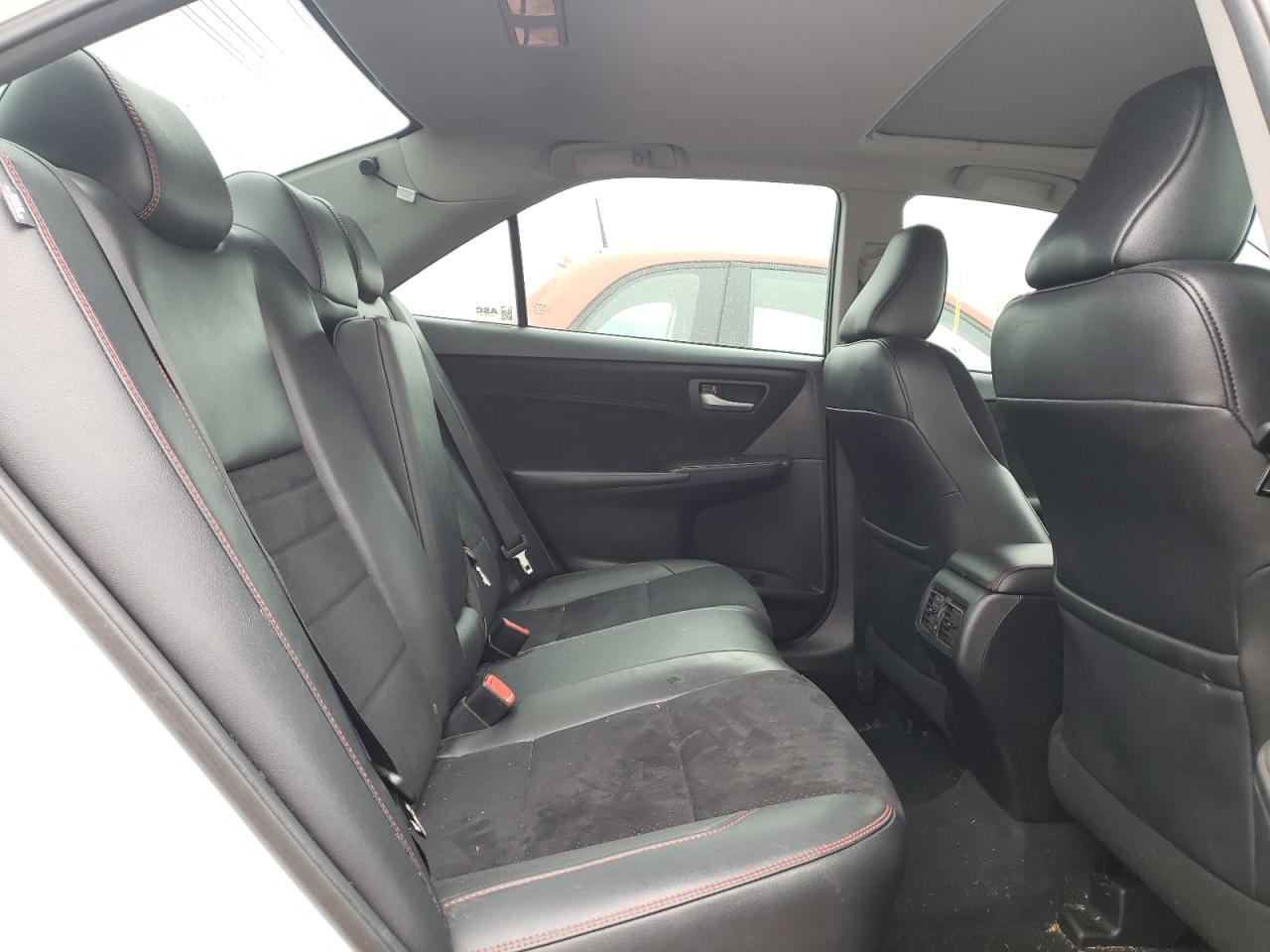 Photo 6 from auction – 2015 TOYOTA CAMRY LE with VIN 4T1BF1FK0FU996807