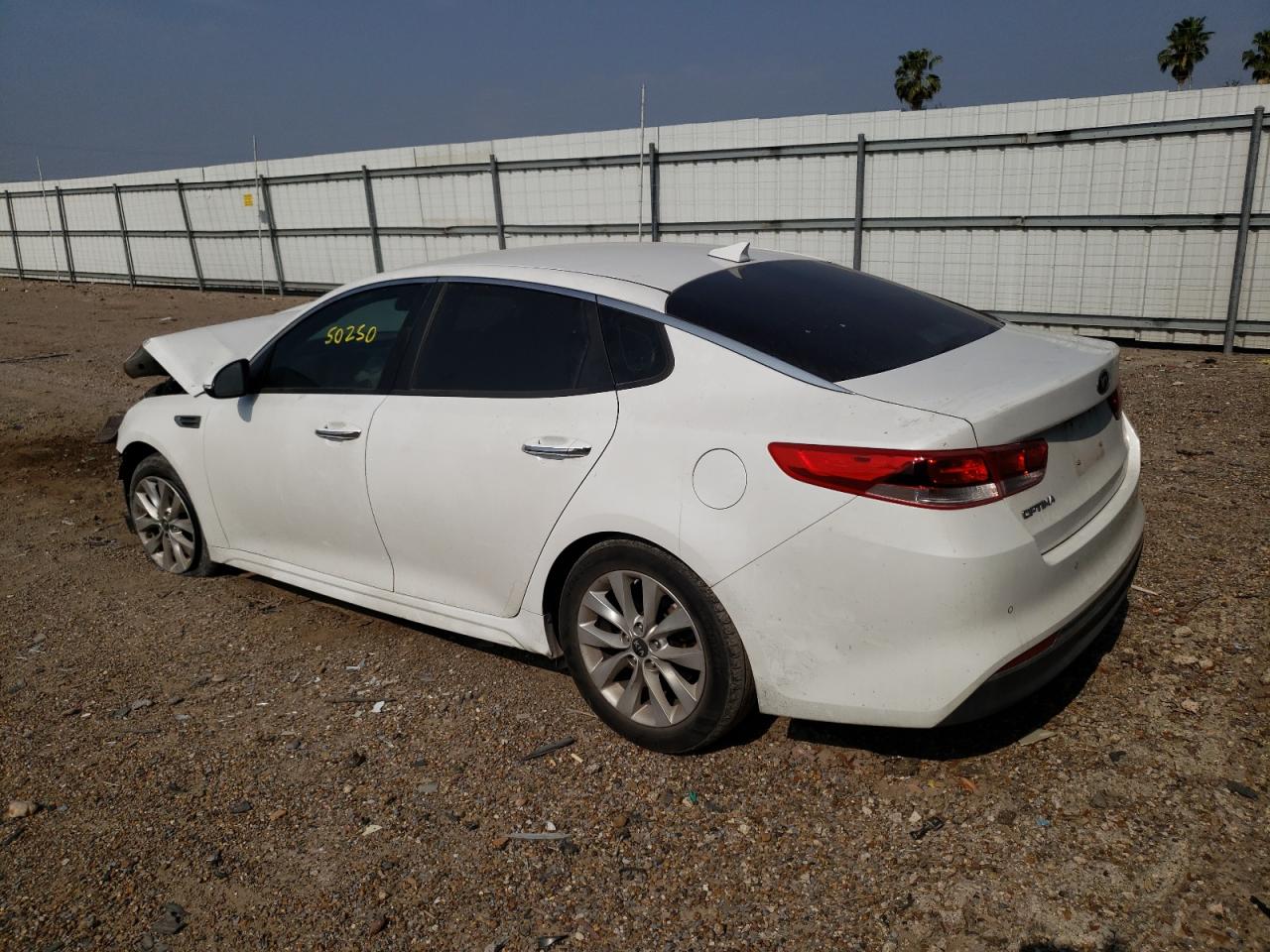 Photo 3 from auction – 2018 KIA OPTIMA LX with VIN 5XXGT4L33JG254773