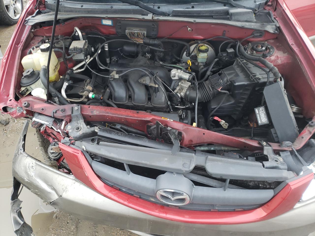 Photo 7 from auction – 2001 MAZDA TRIBUTE LX with VIN 4F2CU09151KM21991