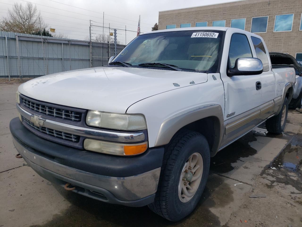 Photo 2 from auction – 2001 CHEVROLET 1500 with VIN 2GCEK19T311112252