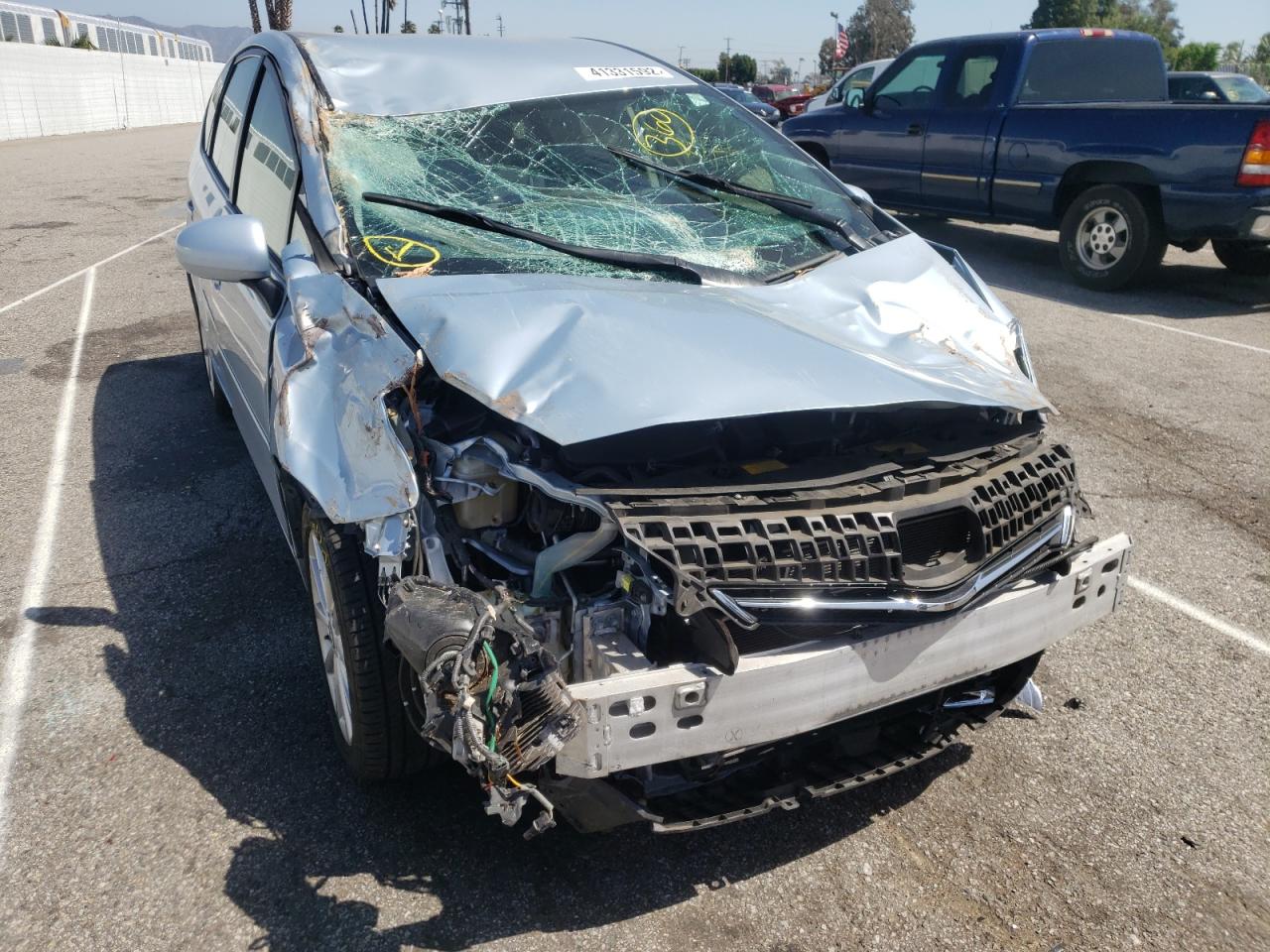 Photo 9 from auction – 2012 TOYOTA PRIUS V with VIN JTDZN3EUXC3138086