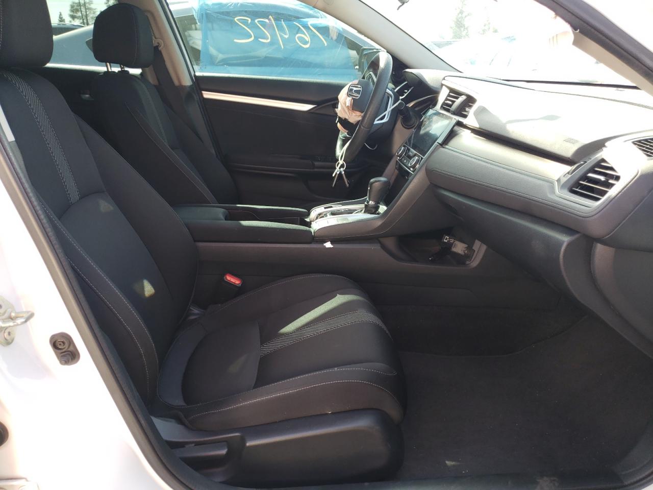 Photo 5 from auction – 2017 HONDA CIVIC EX with VIN 2HGFC1F36HH642210