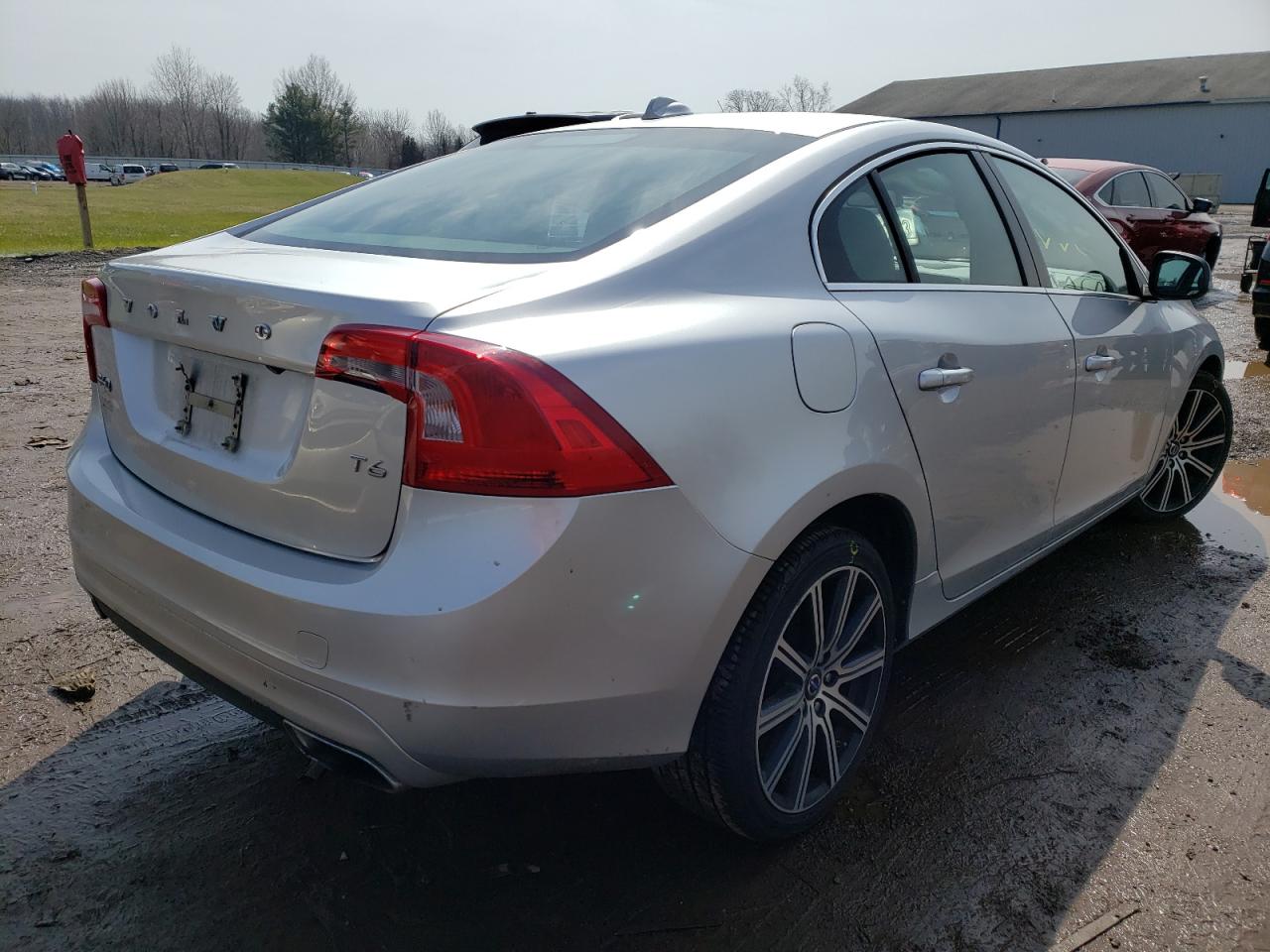 Photo 4 from auction – 2015 VOLVO S60 PLATIN with VIN YV149MFD6F1316539