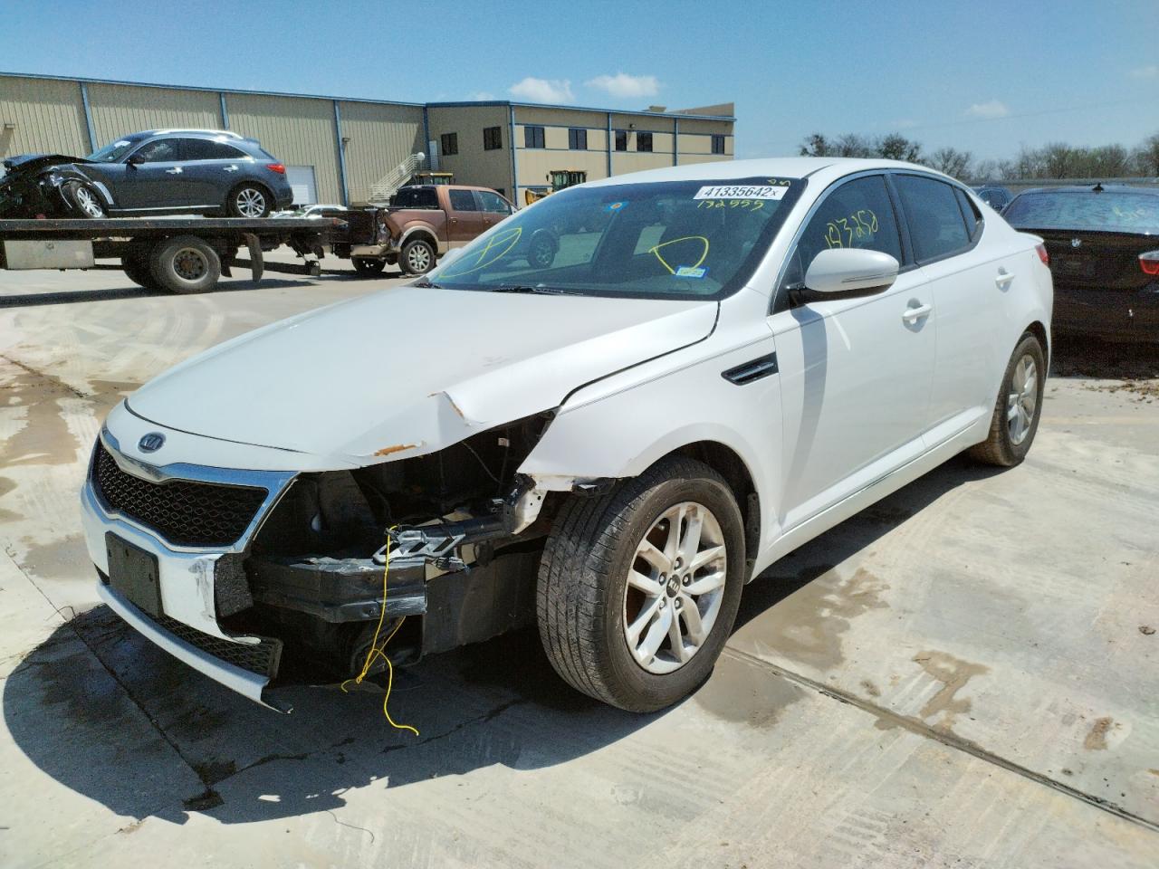 Photo 2 from auction – 2011 KIA OPTIMA LX with VIN KNAGM4A70B5132555