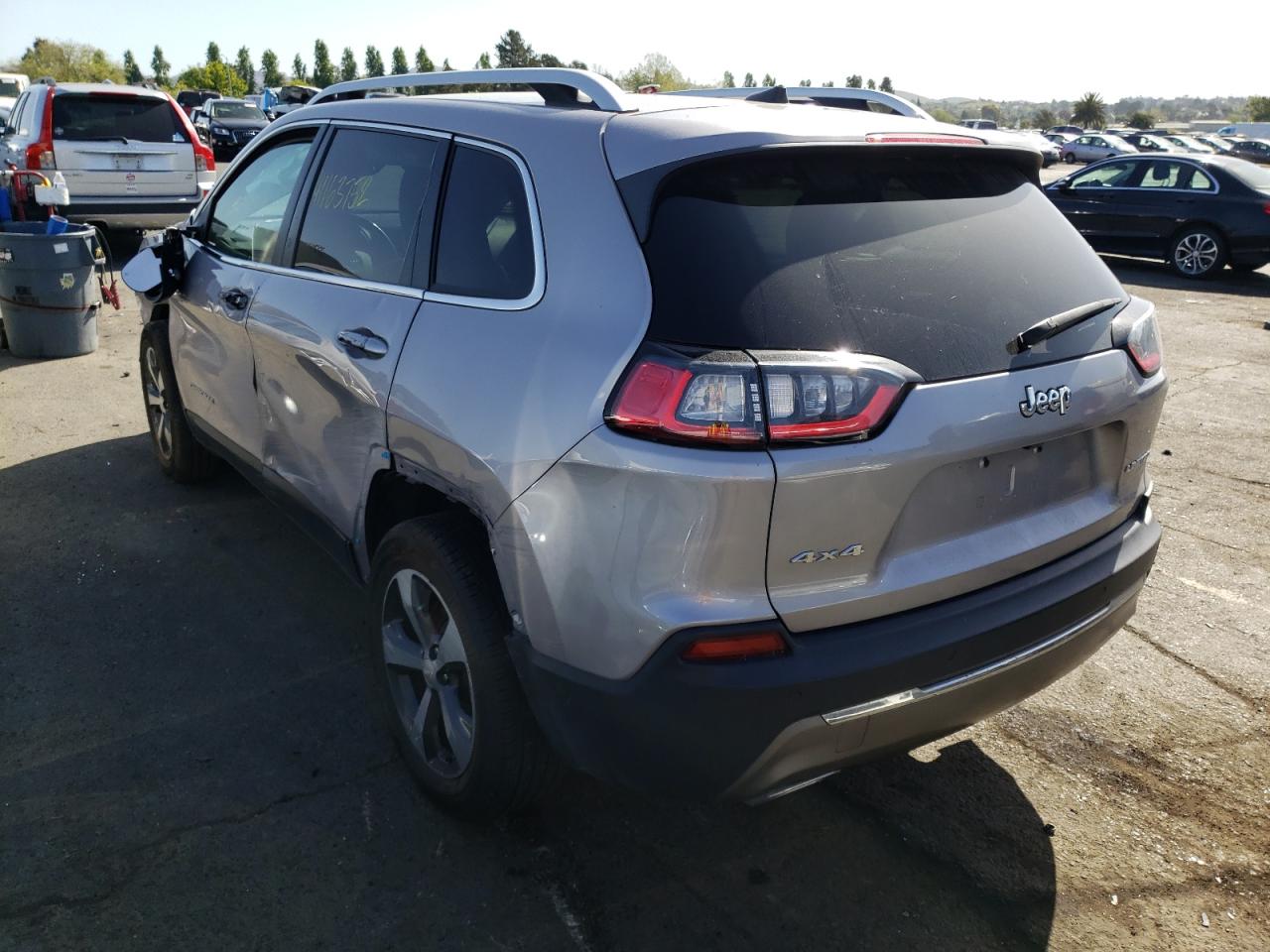 Photo 3 from auction – 2019 JEEP CHEROKEE L with VIN 1C4PJMDX2KD440727