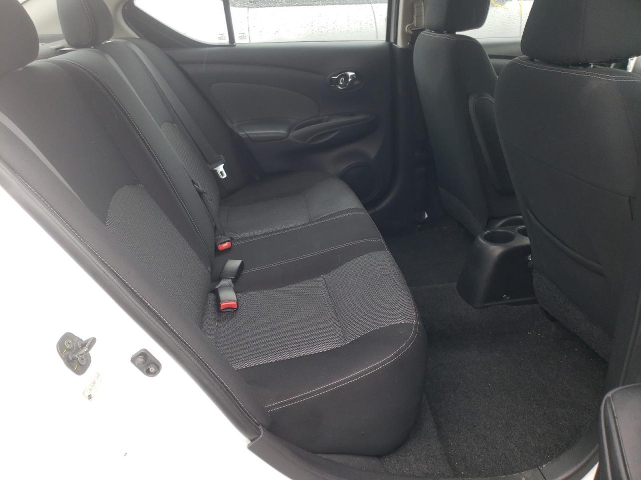 Photo 6 from auction – 2015 NISSAN VERSA S with VIN 3N1CN7AP1FL880871