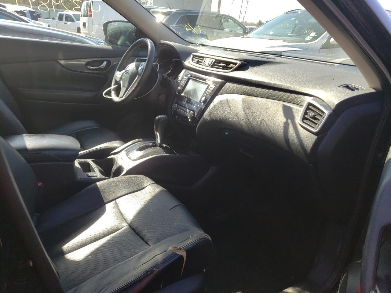 Photo 5 from auction – 2014 NISSAN ROGUE S with VIN 5N1AT2MV4EC830902