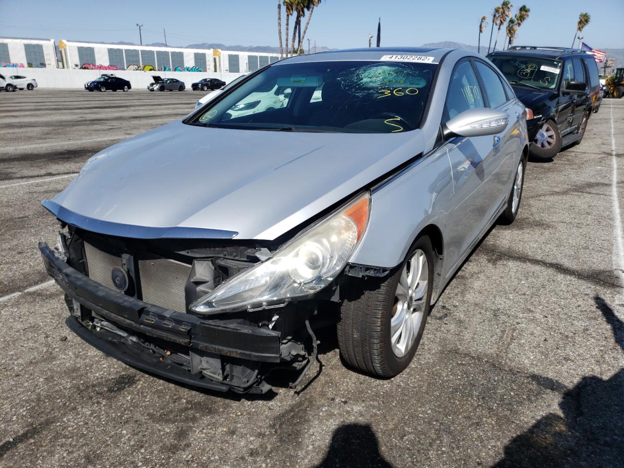 Photo 2 from auction – 2011 HYUNDAI SONATA SE with VIN 5NPEC4AC6BH015542