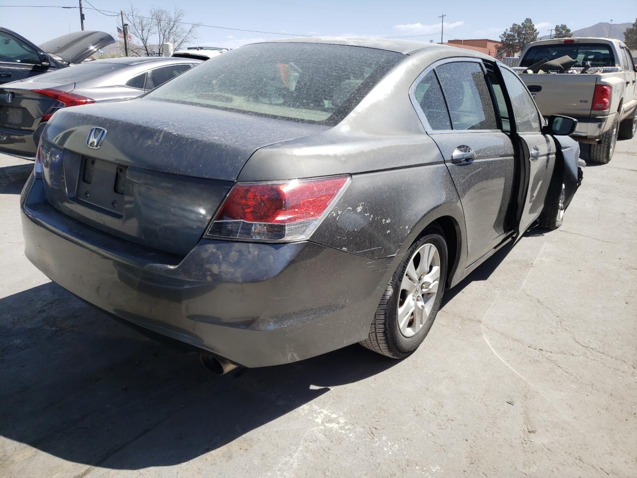 Photo 4 from auction – 2008 HONDA ACCORD with VIN JHMCP26468C069797