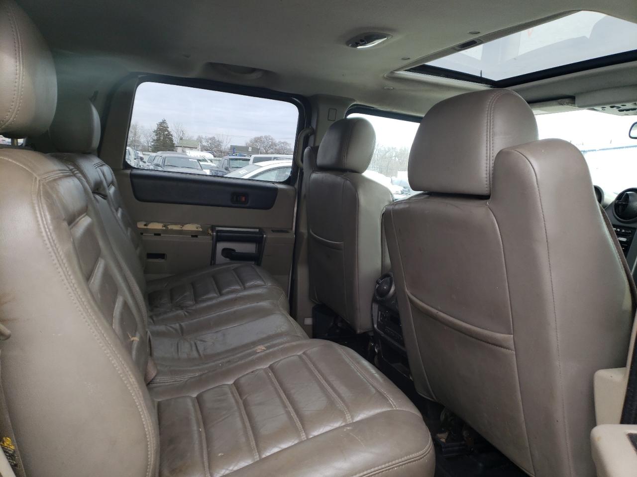 Photo 6 from auction – 2003 HUMMER H2 with VIN 5GRGN23U03H109461
