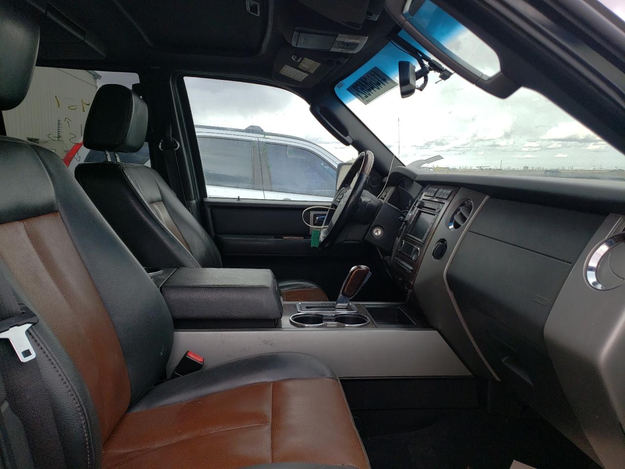 Photo 5 from auction – 2008 FORD EXPEDITION with VIN 1FMFU20508LA20650