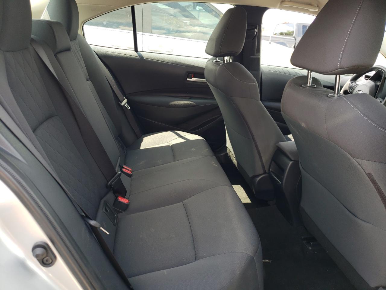 Photo 6 from auction – 2020 TOYOTA COROLLA LE with VIN JTDEPRAE8LJ087872
